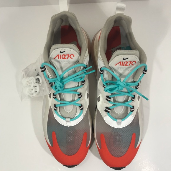 Nike Air Max 270 - Picture 3 of 8